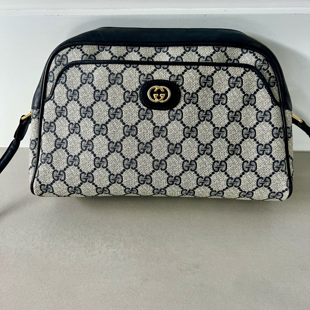 Vintage Gucci GG leather monogram Crossbody handbag shoulder Sherry marmont LV